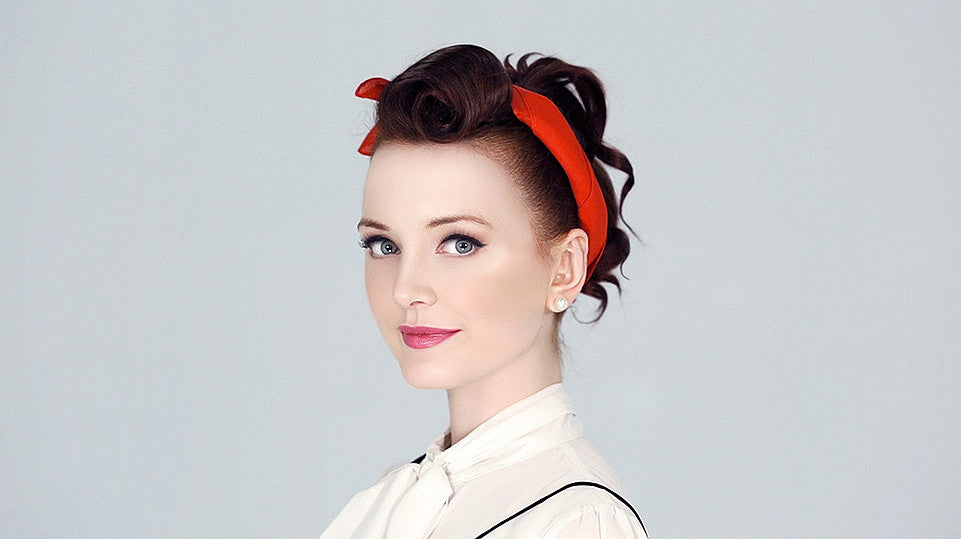 Vintage Up-do Victory Roll